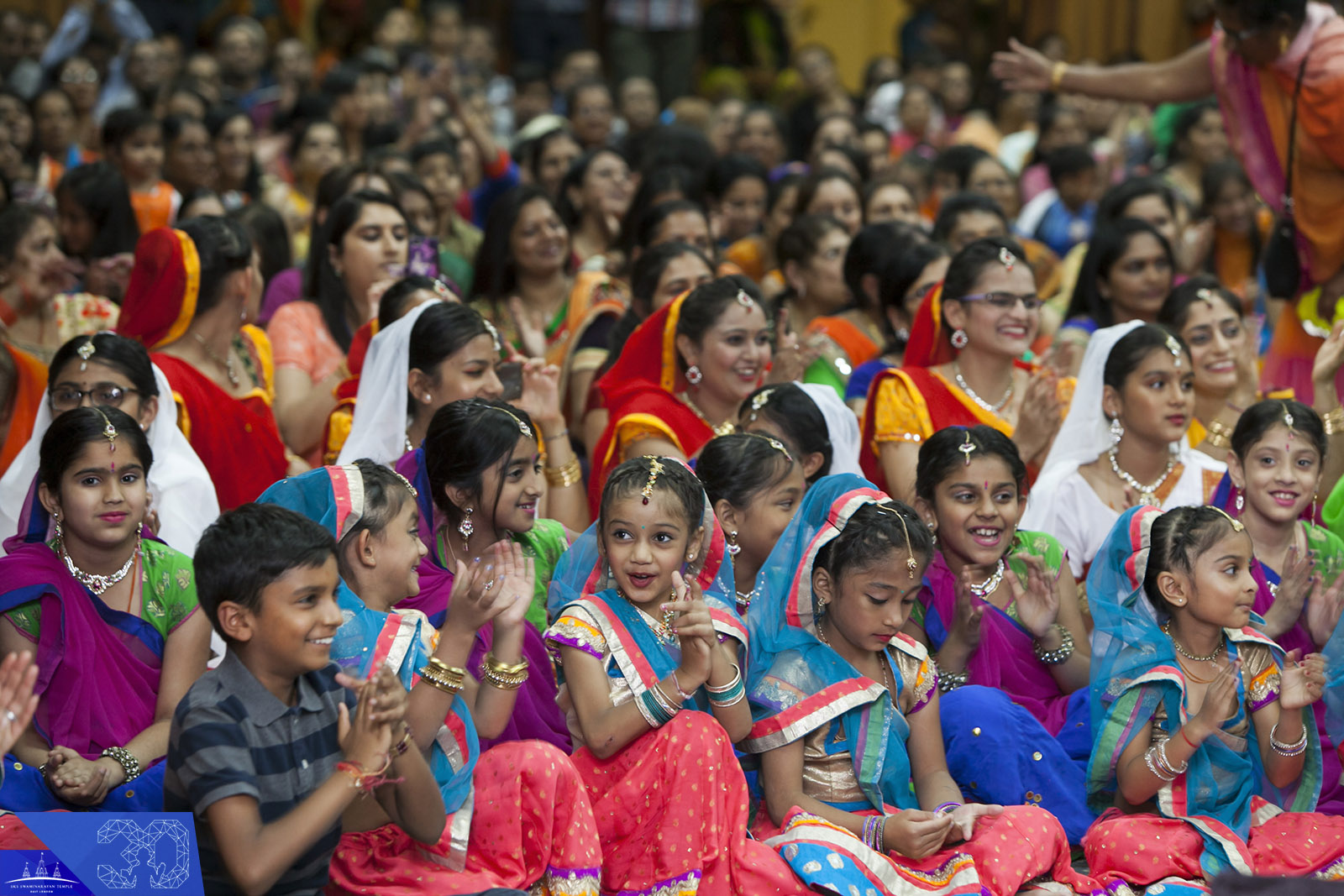 ©1987-2017 SKS Swaminarayan Temple East London